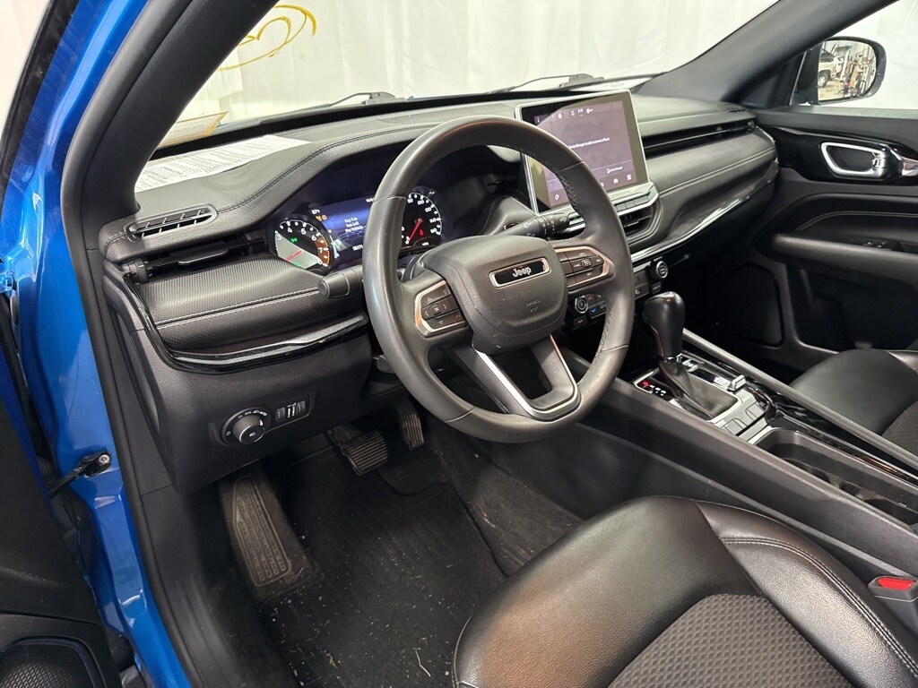 2022 Jeep Compass Altitude photo 2