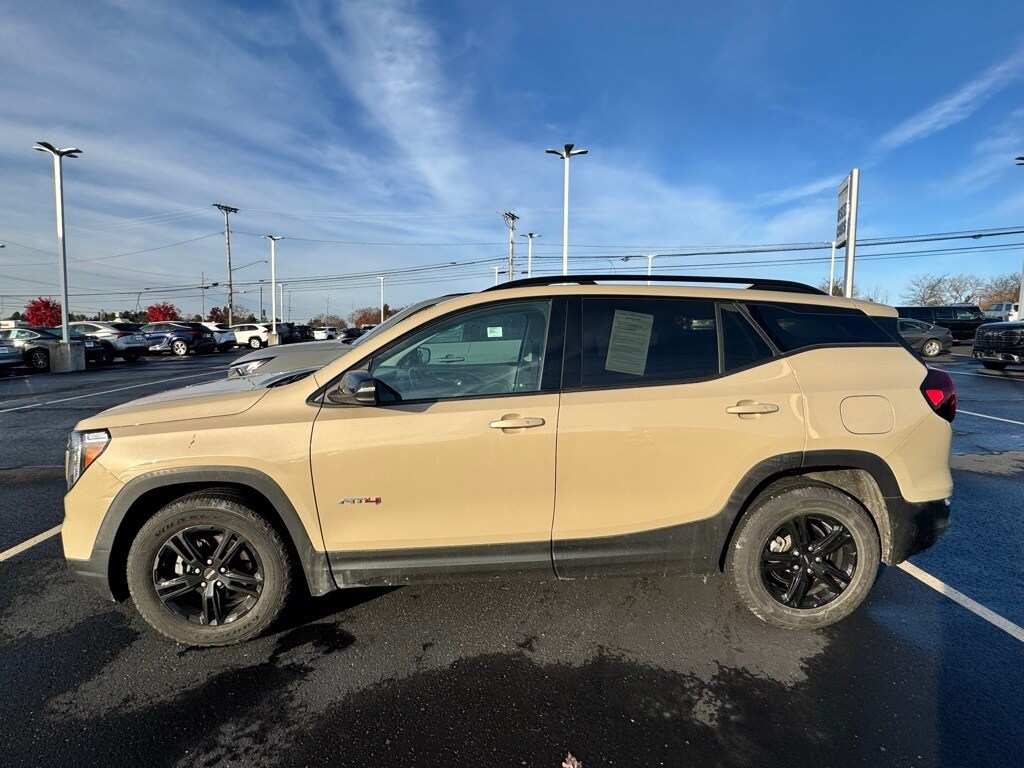 Used 2022 GMC Terrain AT4 SUV