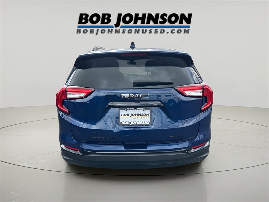 2022 Gmc Terrain SLE photo 4