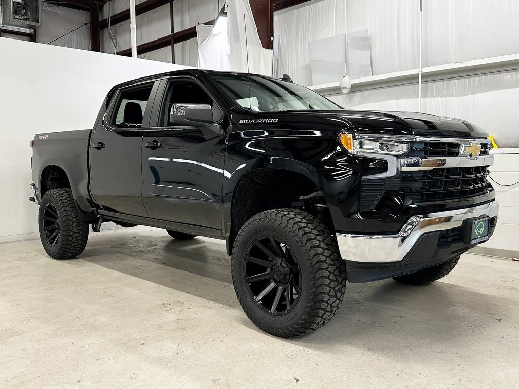 Used 2025 Chevrolet Silverado 1500 LT Truck