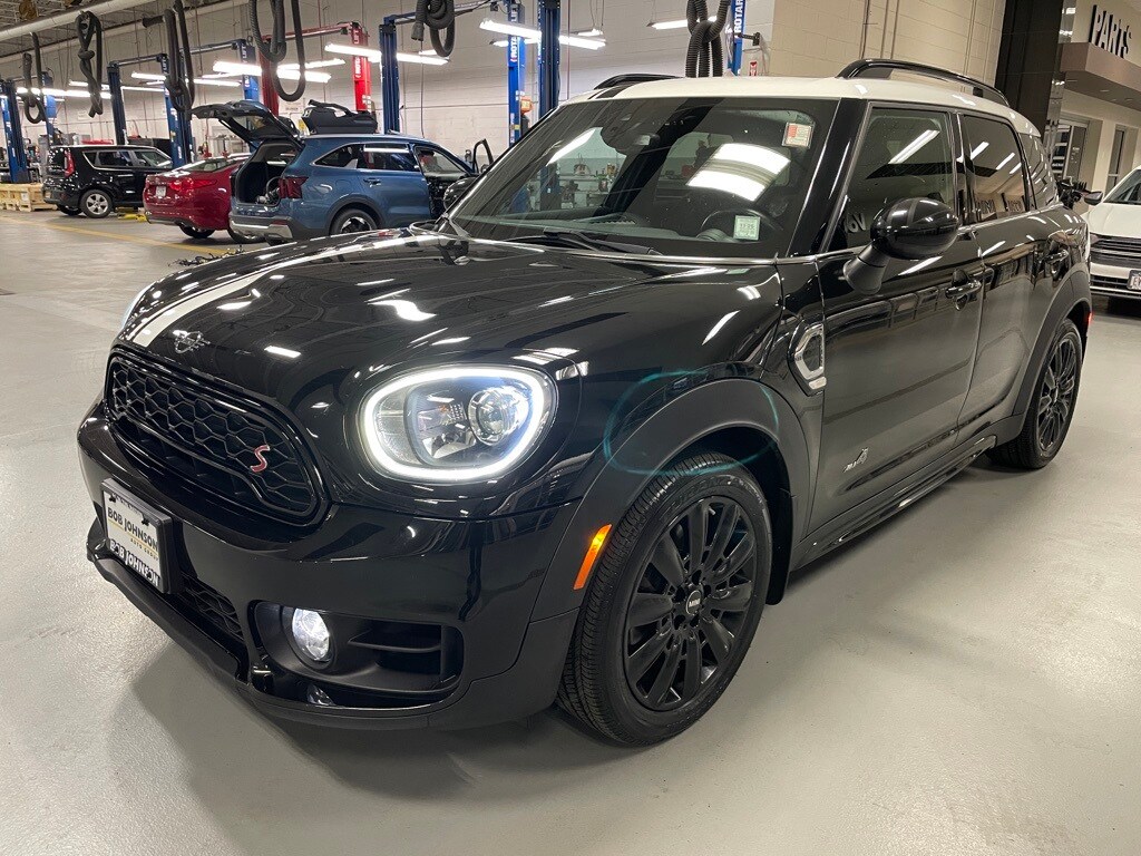 2019 Mini Countryman ALL4 S photo 2