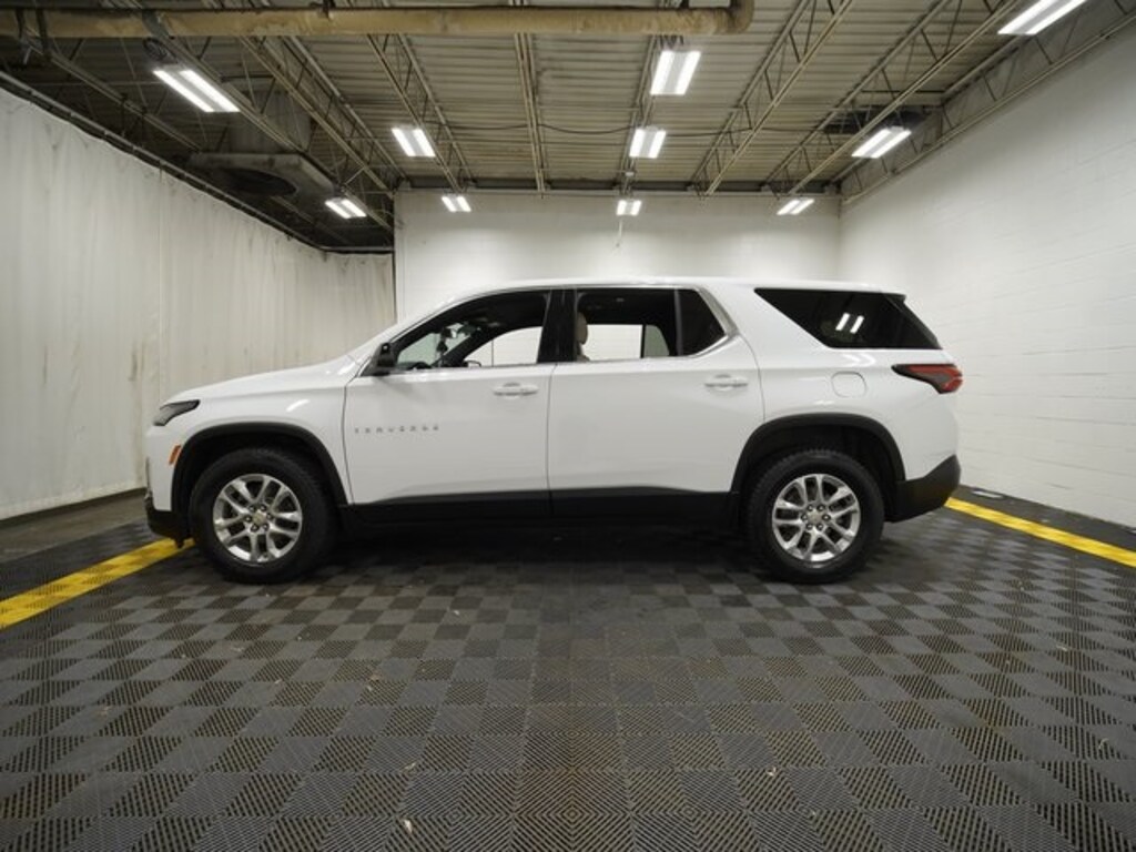 Certified 2023 Chevrolet Traverse LS SUV