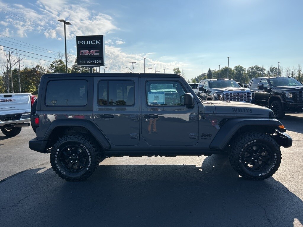 2021 Jeep Wrangler Unlimited Willys photo 2