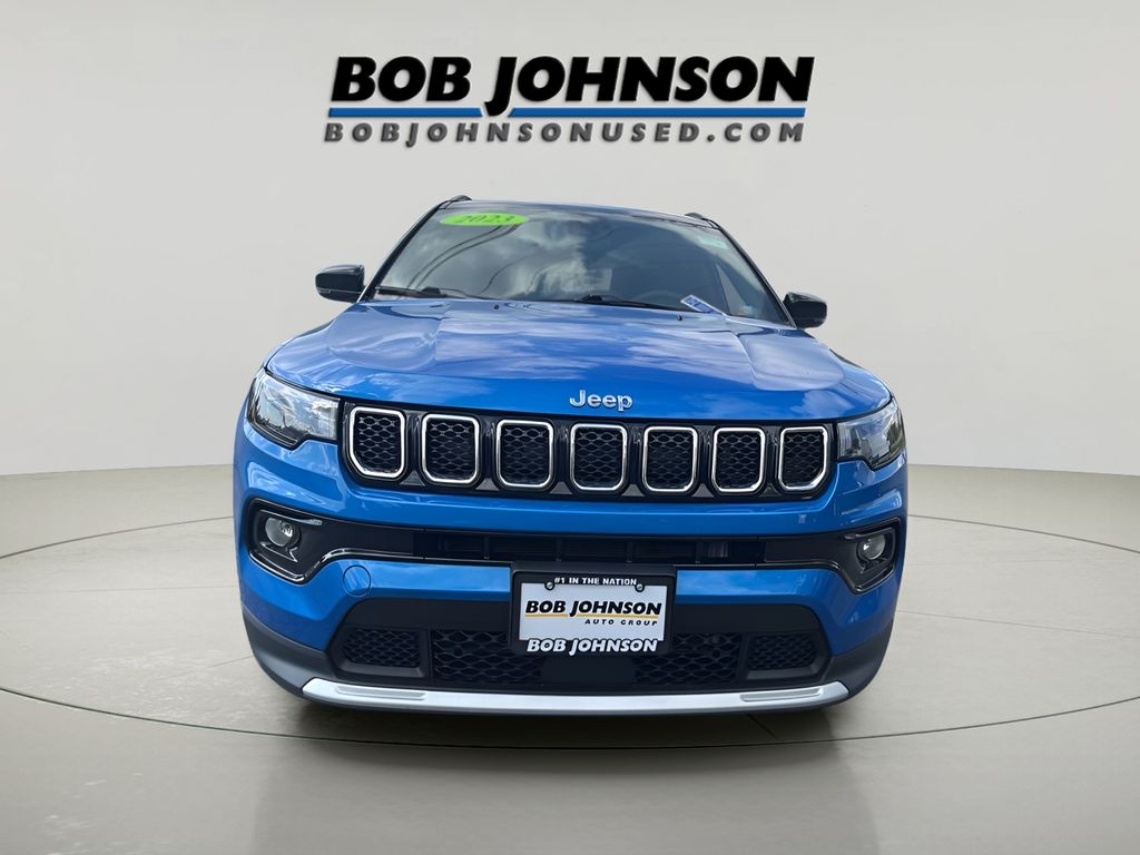 2023 Jeep Compass Limited photo 2