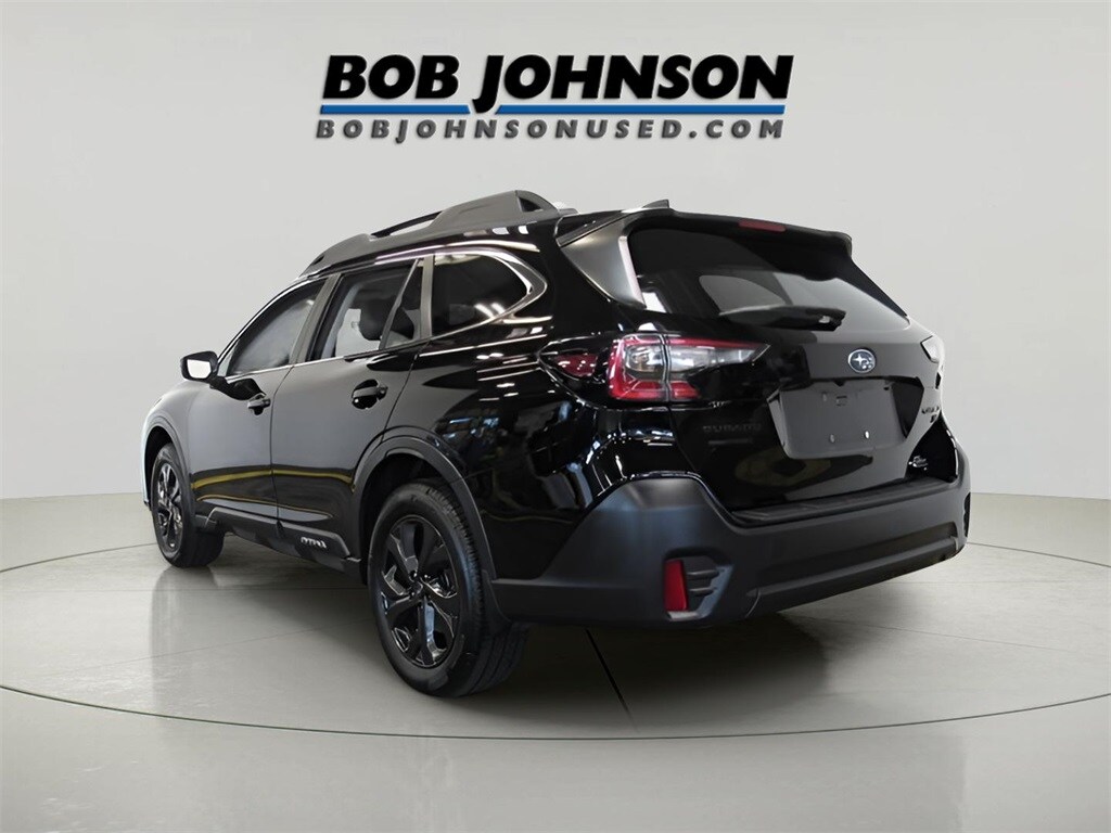 2022 Subaru Outback Onyx Edition XT photo 2