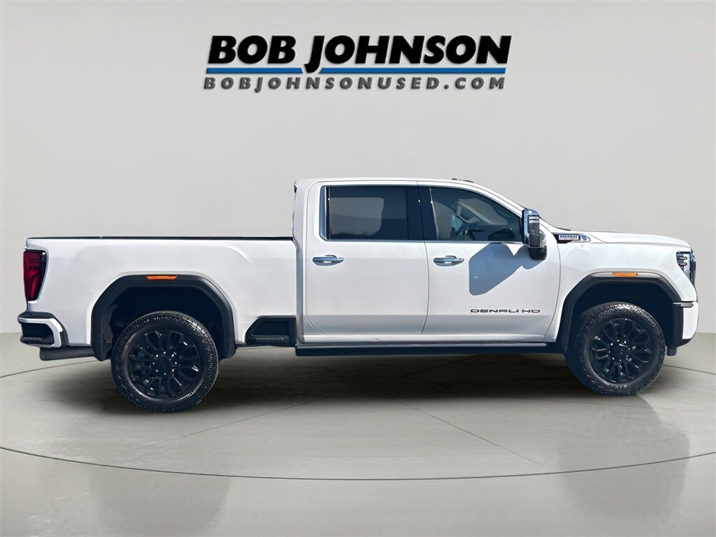 2024 Gmc Sierra 2500 HD Denali photo 2