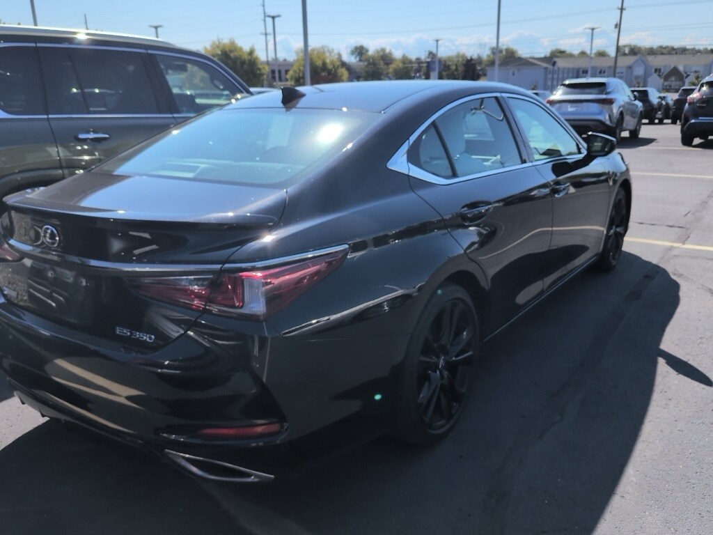 2021 Lexus ES 350 F SPORT photo 4