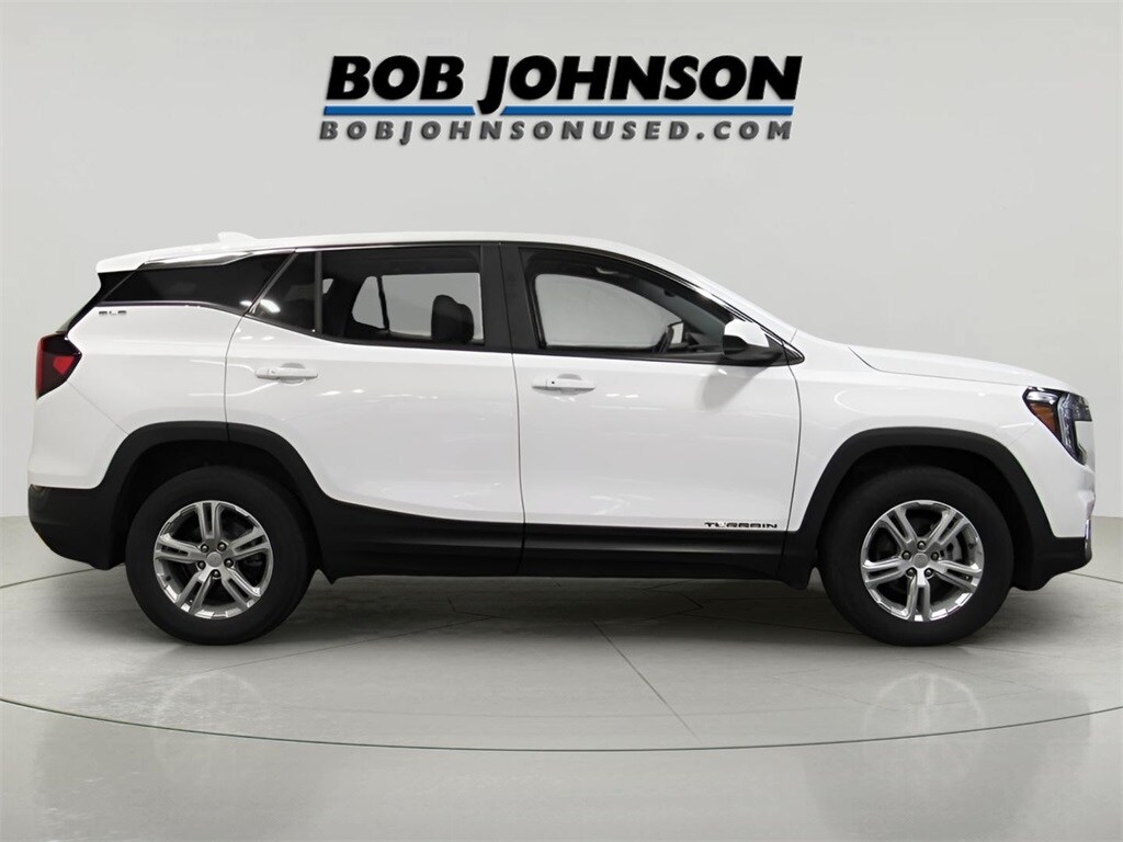 Used 2023 GMC Terrain SLE SUV