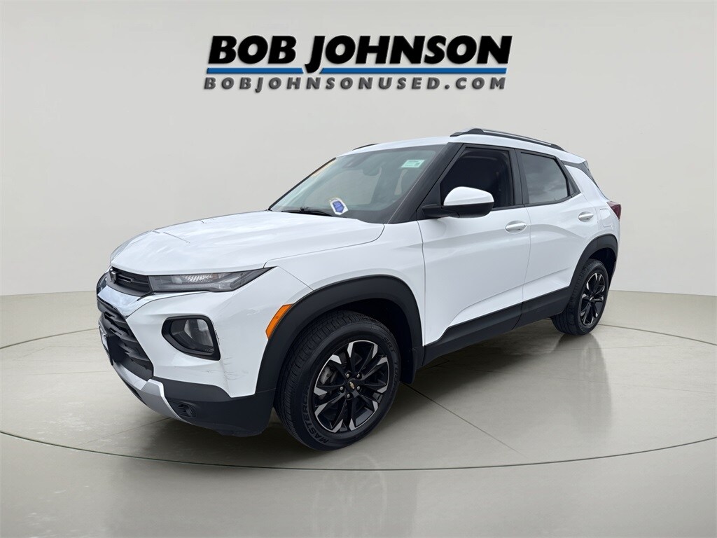 2021 Chevrolet Trailblazer LT photo 3