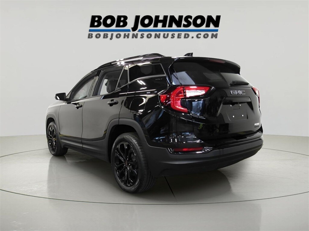 Used 2022 GMC Terrain SLT SUV