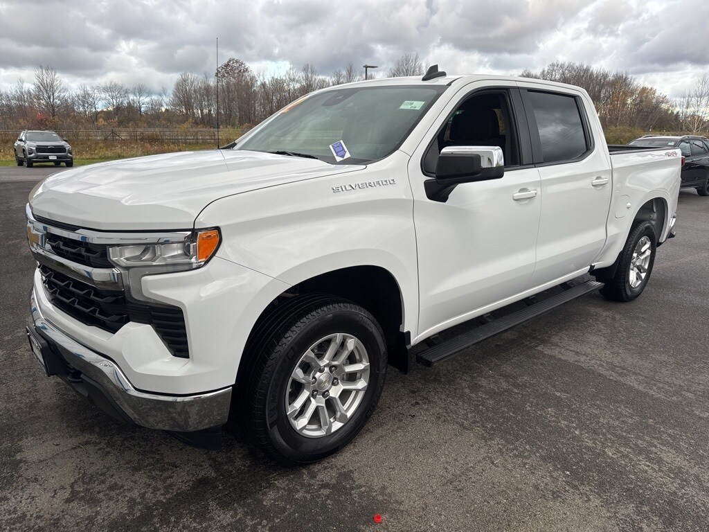 Used 2022 Chevrolet Silverado 1500 LT Truck