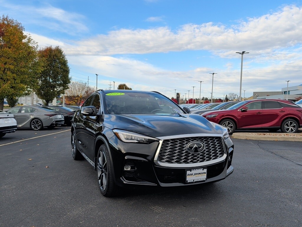 Used 2023 INFINITI QX55 Essential SUV