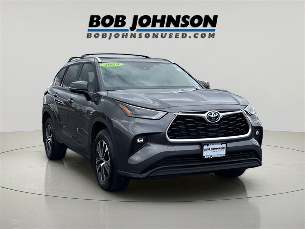 Used 2023 Toyota Highlander Hybrid XLE SUV