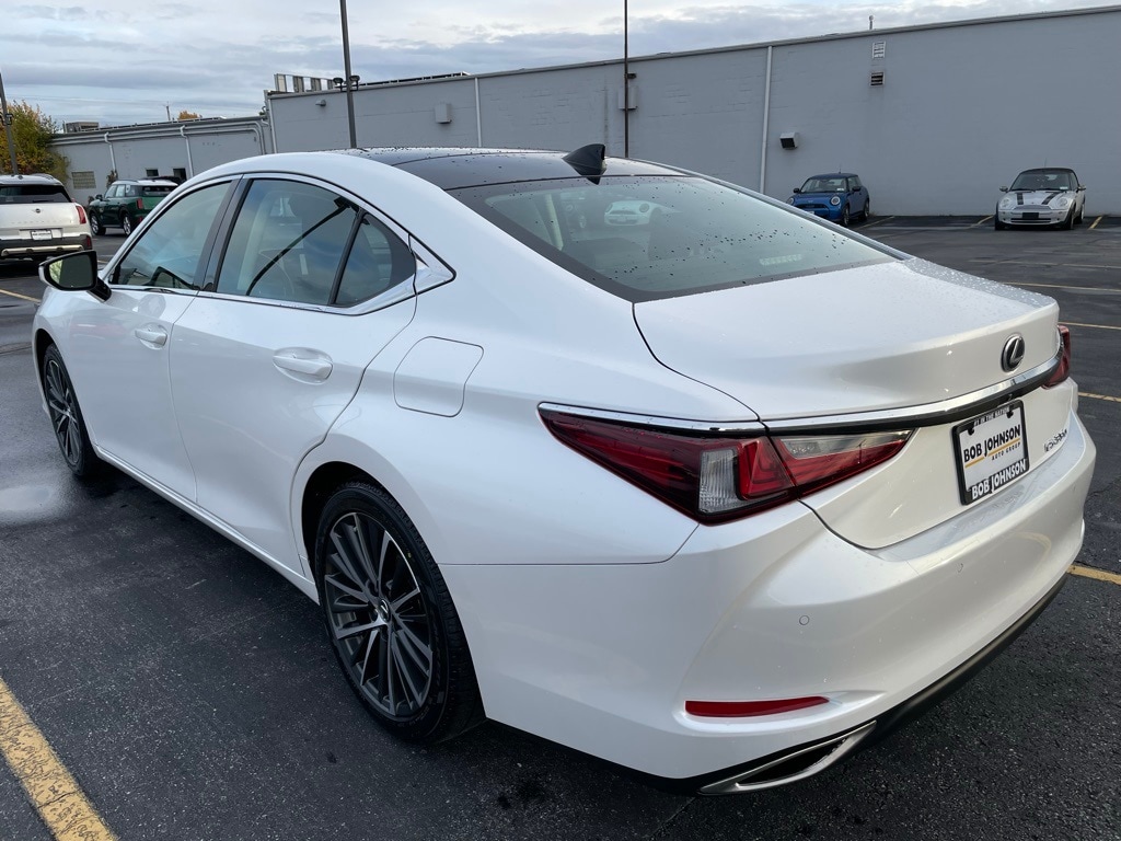 Used 2023 Lexus ES 350 Sedan