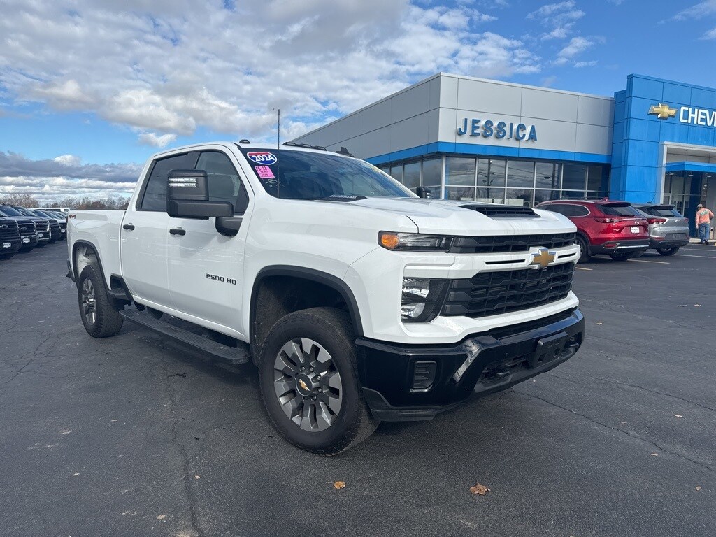 Used 2024 Chevrolet Silverado 2500HD Custom Truck
