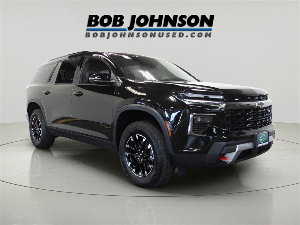 Used 2024 Chevrolet Traverse Z71 SUV