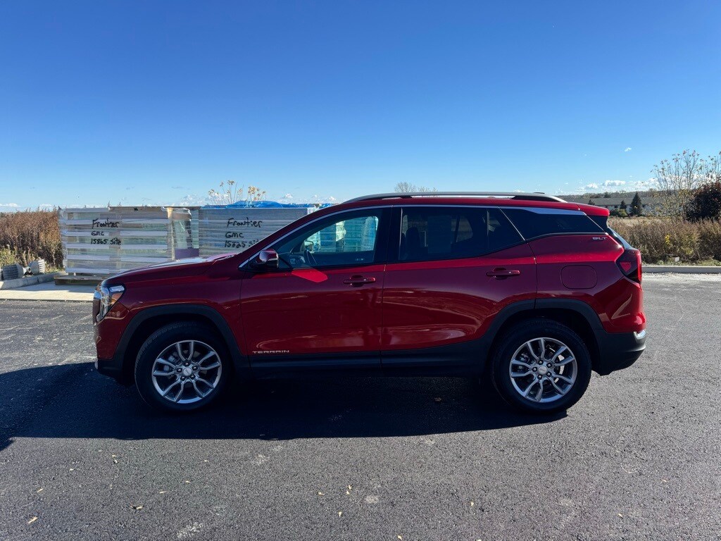 Used 2022 GMC Terrain SLT SUV