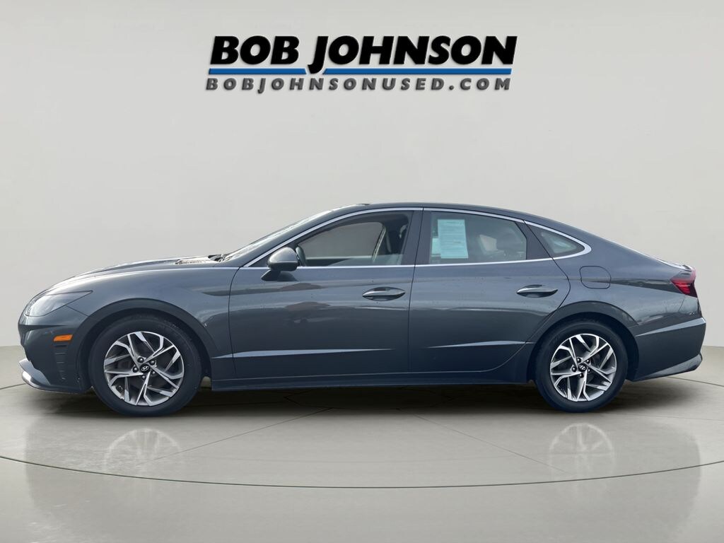 Used 2022 Hyundai Sonata SEL Sedan