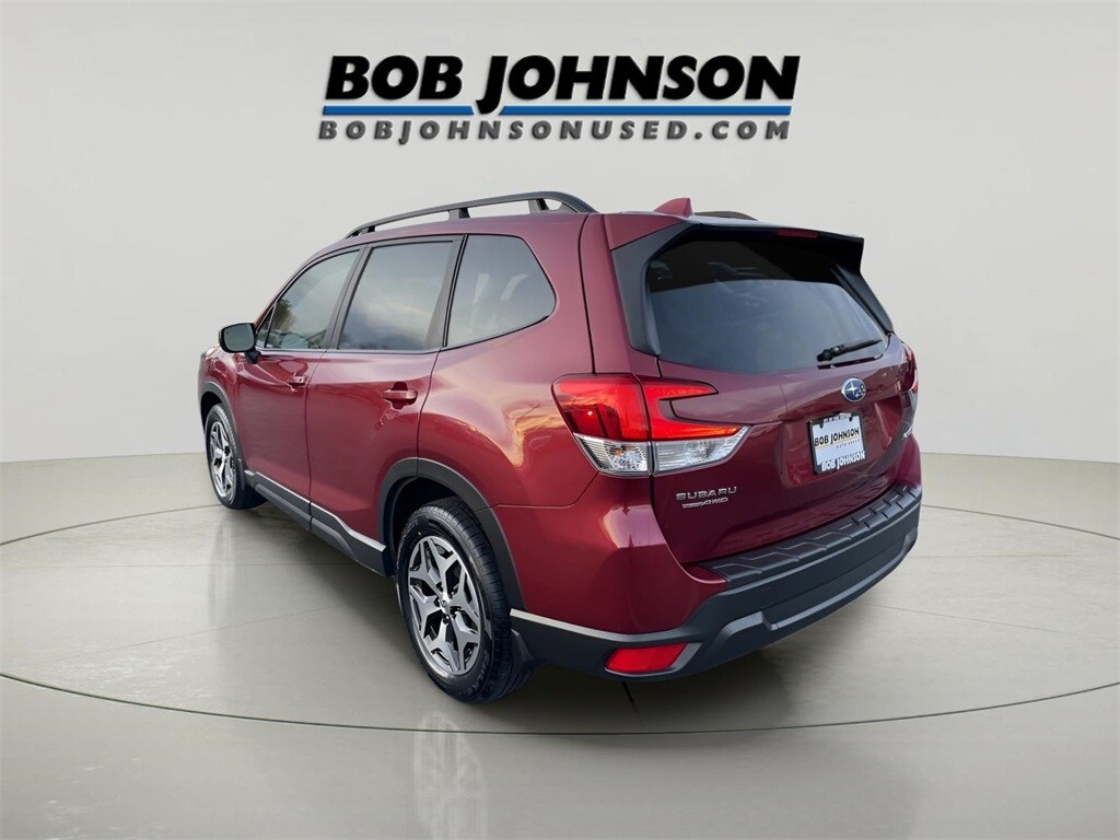 Used 2023 Subaru Forester Premium SUV