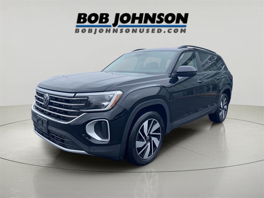 Certified 2025 Volkswagen Atlas 2.0T SE w/Technology SUV