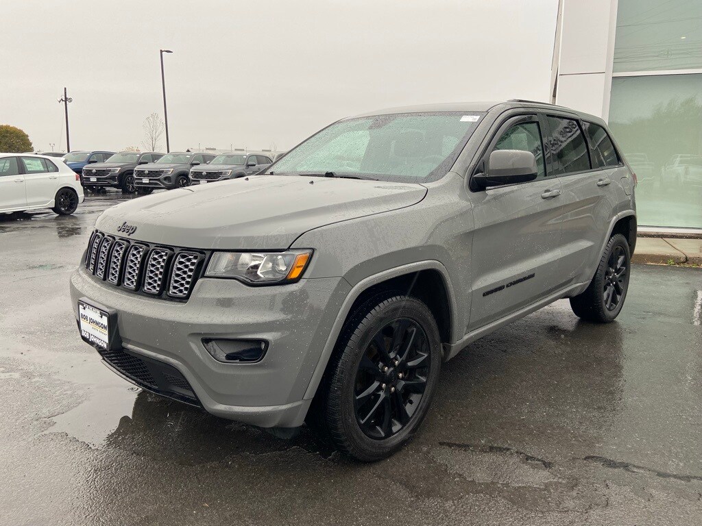 Used 2020 Jeep Grand Cherokee Altitude SUV