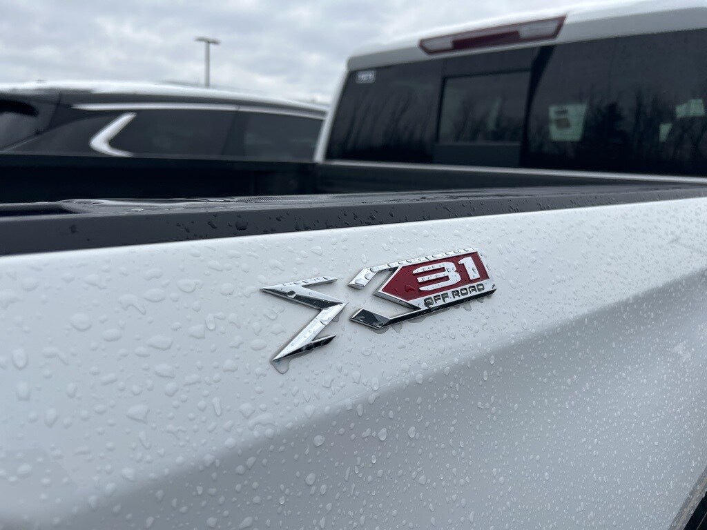 Used 2019 GMC Sierra 1500 SLT Truck