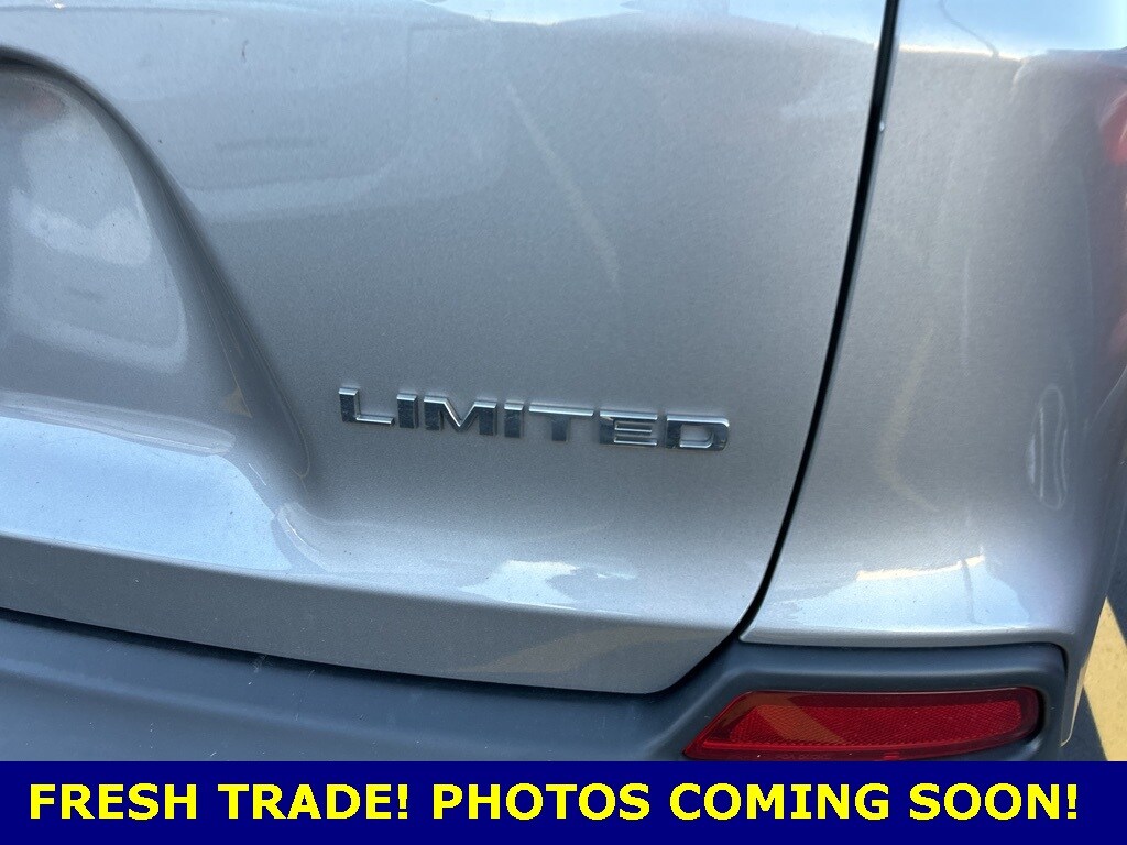 Used 2019 Jeep Cherokee Limited SUV