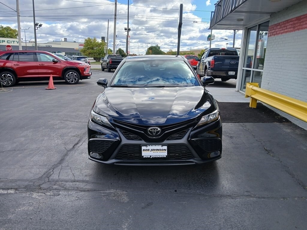Used 2023 Toyota Camry SE Sedan