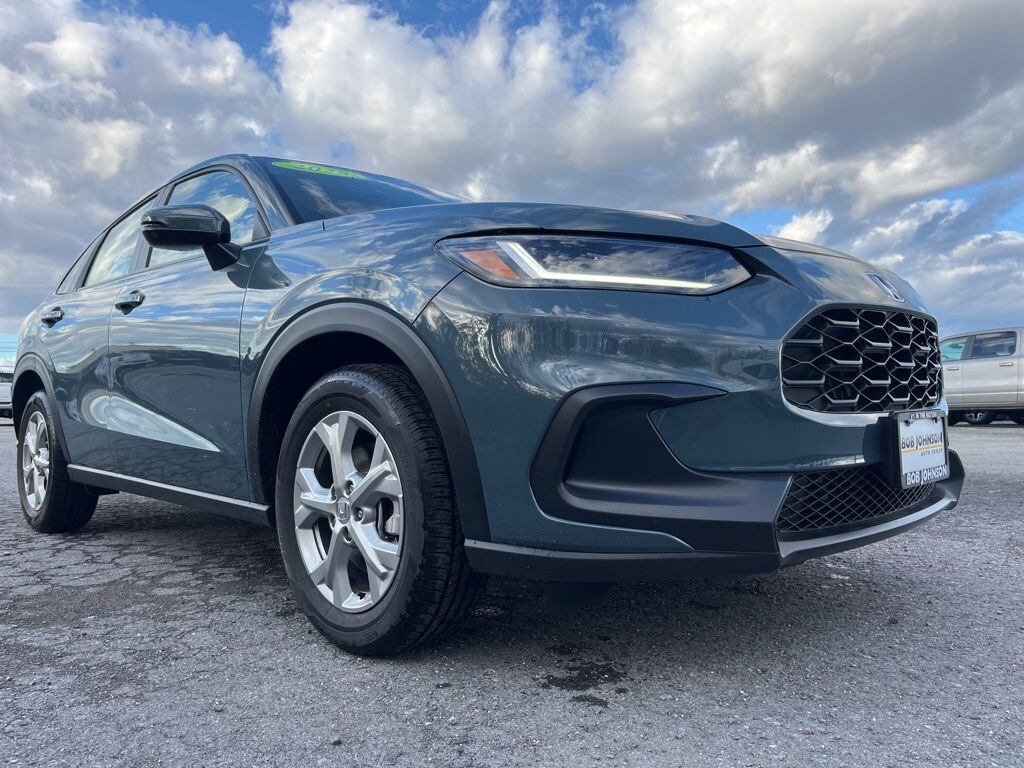 Used 2025 Honda HR-V LX SUV