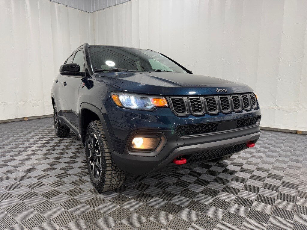 Used 2024 Jeep Compass Trailhawk SUV