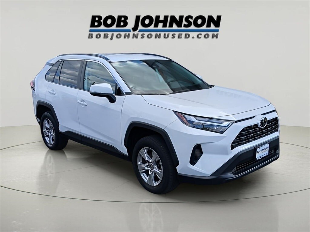 Used 2022 Toyota RAV4 XLE SUV