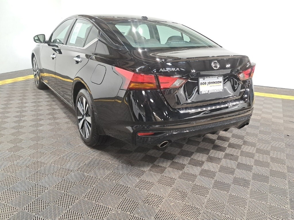Used 2020 Nissan Altima 2.5 SL Sedan