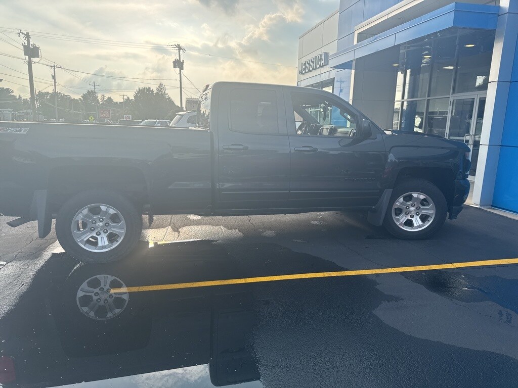 Used 2017 Chevrolet Silverado 1500 LT Truck