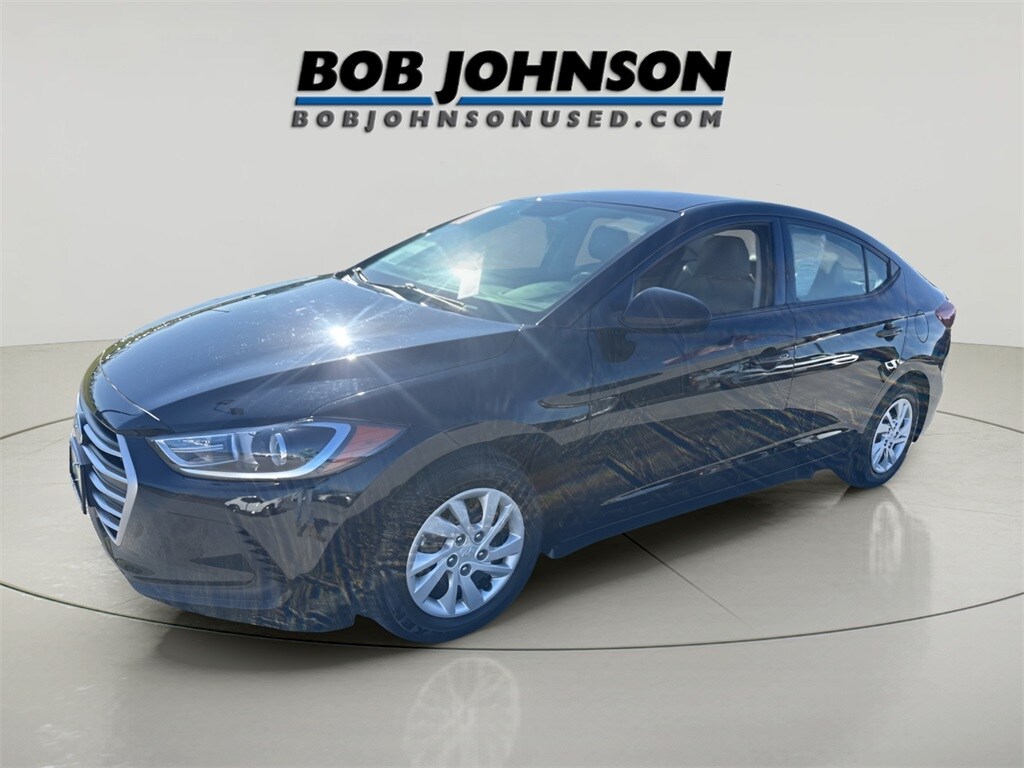 Used 2017 Hyundai Elantra SE Sedan