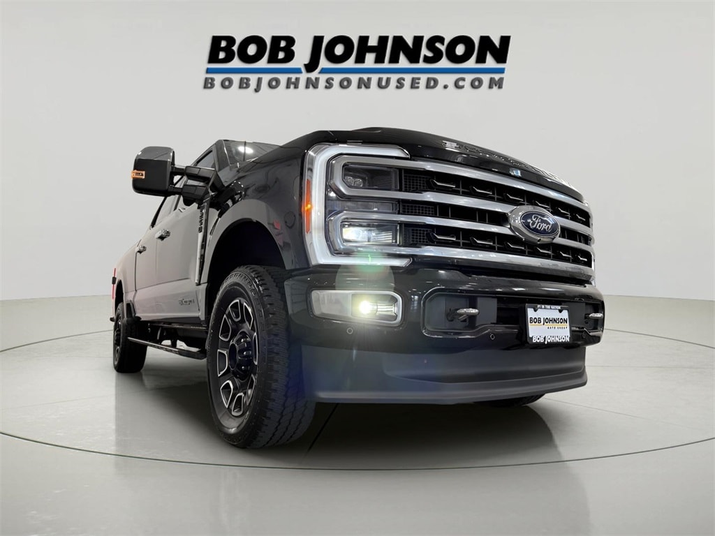 Used 2023 Ford F-250SD Platinum Truck