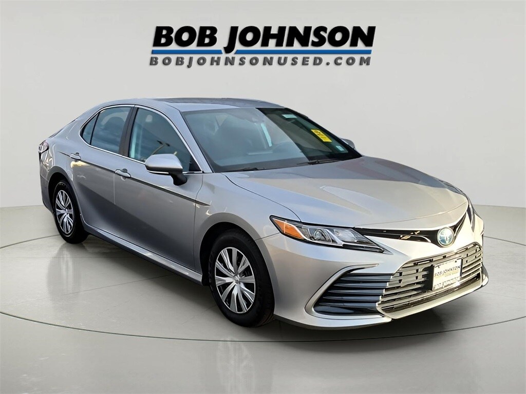 Used 2022 Toyota Camry Hybrid LE Sedan