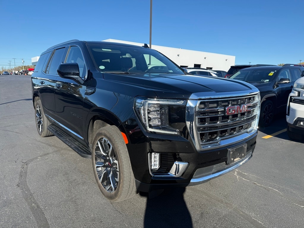 Used 2023 GMC Yukon SLT SUV