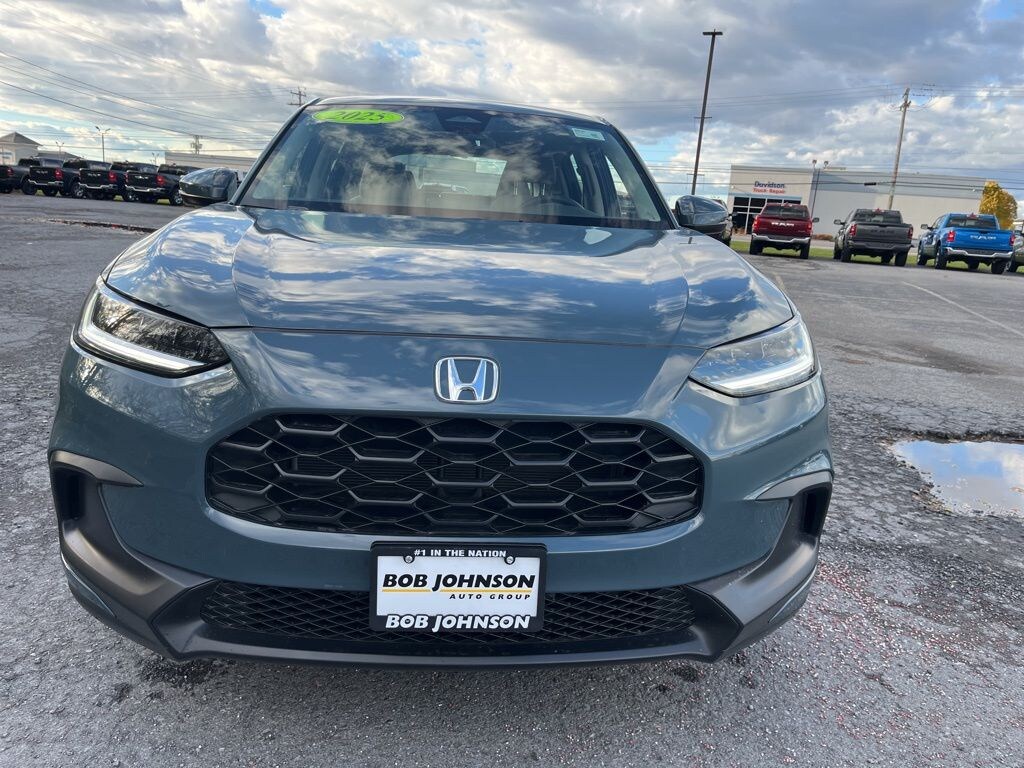 Used 2025 Honda HR-V LX SUV