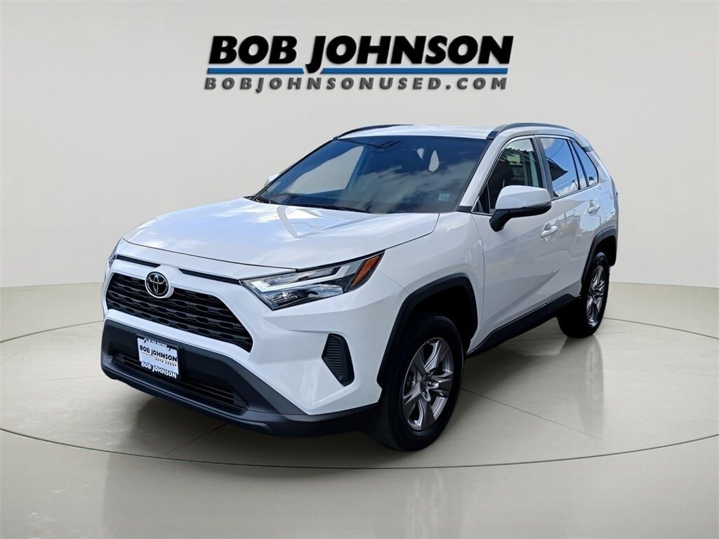 Used 2022 Toyota RAV4 XLE SUV
