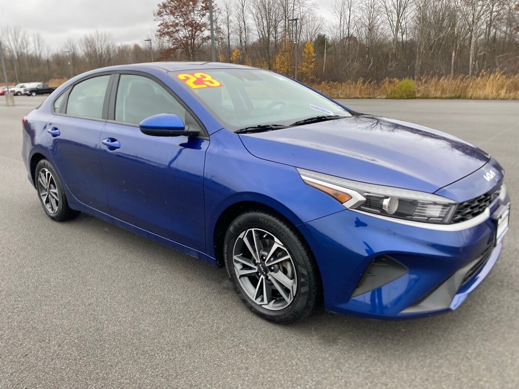 Used 2023 Kia Forte LXS Sedan