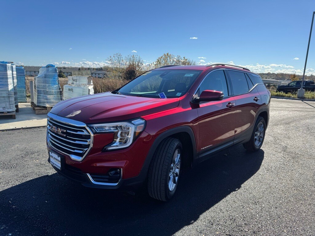 Used 2022 GMC Terrain SLT SUV