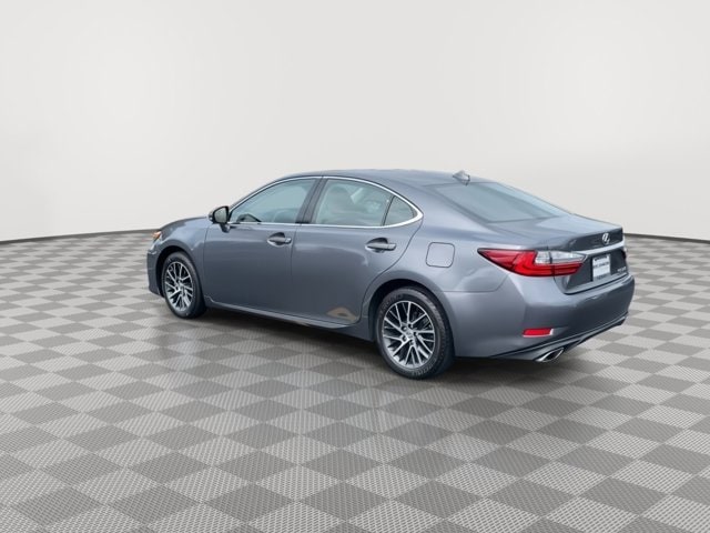 Used 2018 Lexus ES 350 with VIN 58ABK1GG3JU107943 for sale in Henrietta, NY