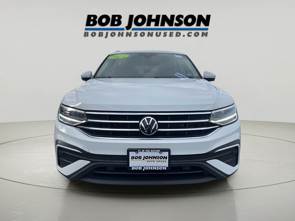 Used 2024 Volkswagen Tiguan 2.0T SE SUV