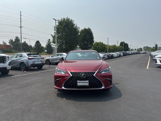 2025 Lexus ES 350 photo 2