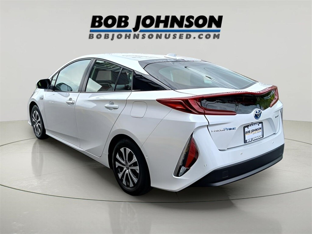 2022 Toyota Prius Prime Limited photo 4