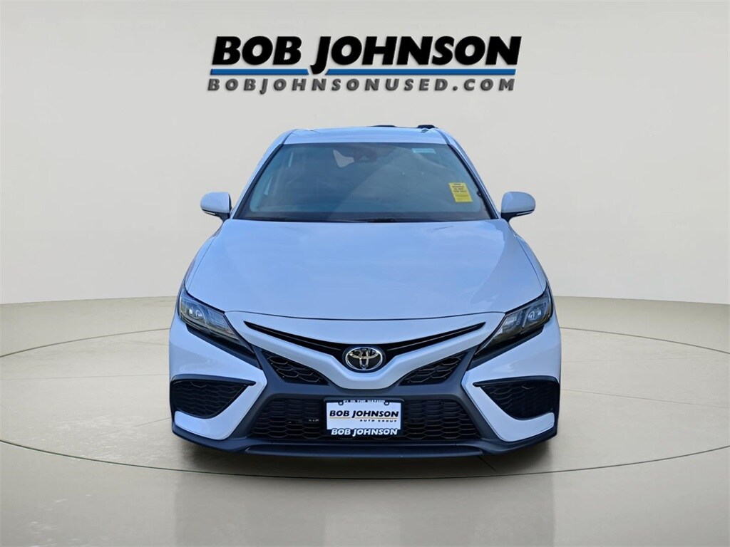 2024 Toyota Camry SE photo 2