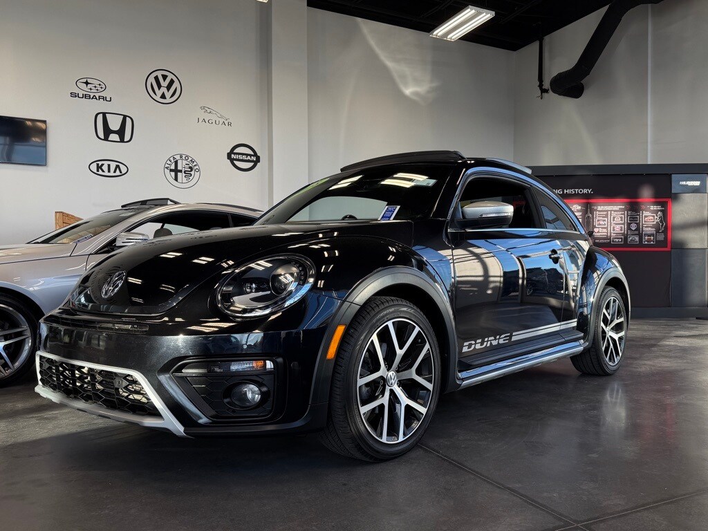 Certified 2018 Volkswagen Beetle 2.0T Dune Hatchback