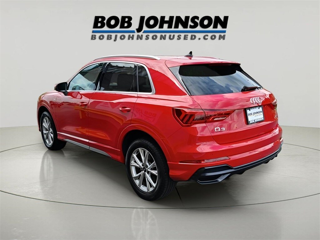 2022 Audi Q3 Premium Plus S line photo 3