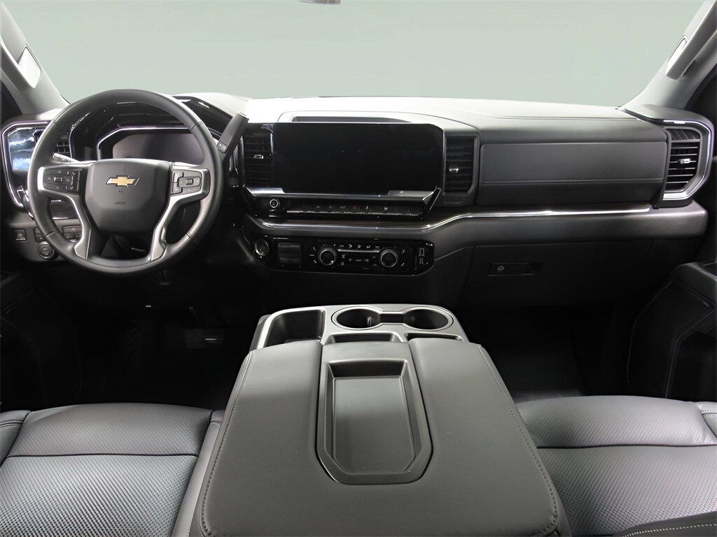 Used 2025 Chevrolet Silverado 1500 LT w/1LT Truck Crew Cab