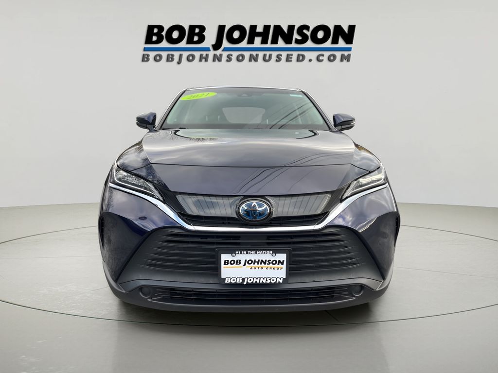 2021 Toyota Venza LE photo 2